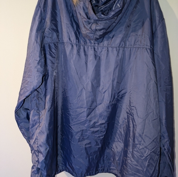 Vintage collegiate Pacific XL 100% nylon - Picture 2 of 5